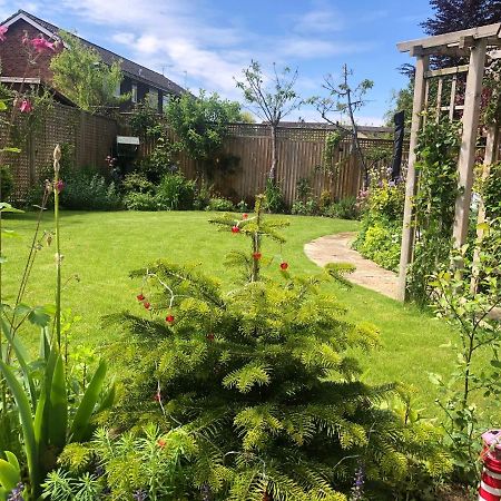 Studley  Sunshine Cottage מראה חיצוני תמונה