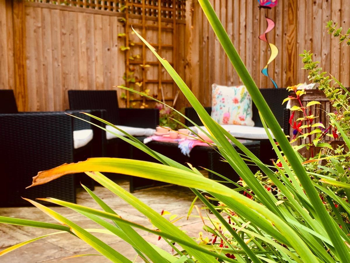 Studley  Sunshine Cottage מראה חיצוני תמונה